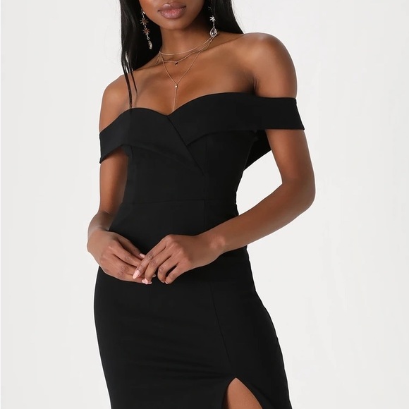 Lulus Dresses & Skirts - Brand New w Tags Lulu’s Classic Glam Off Shoulder Bodycon Dress Sz Med